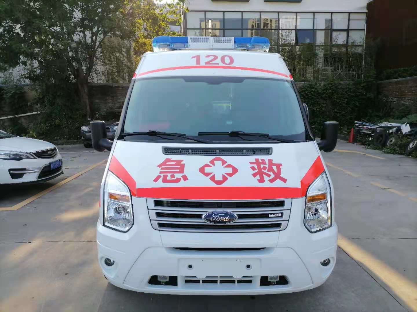九龙县妇婴监护型护送